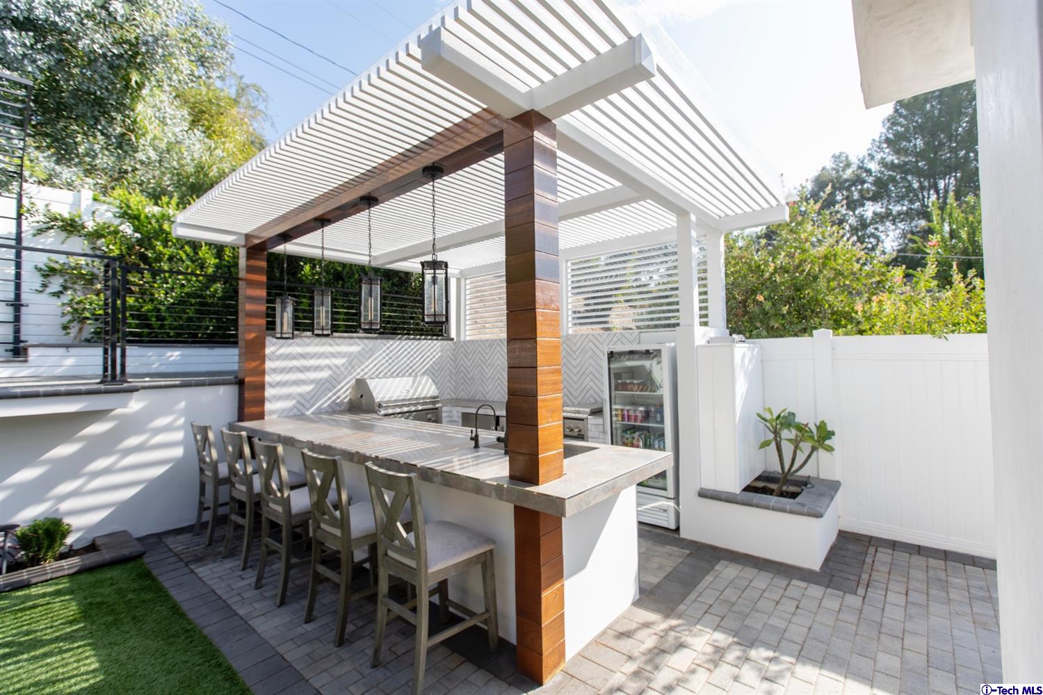 2718 North Kenneth Road Burbank, CA 91504 - Photo 41 of 63