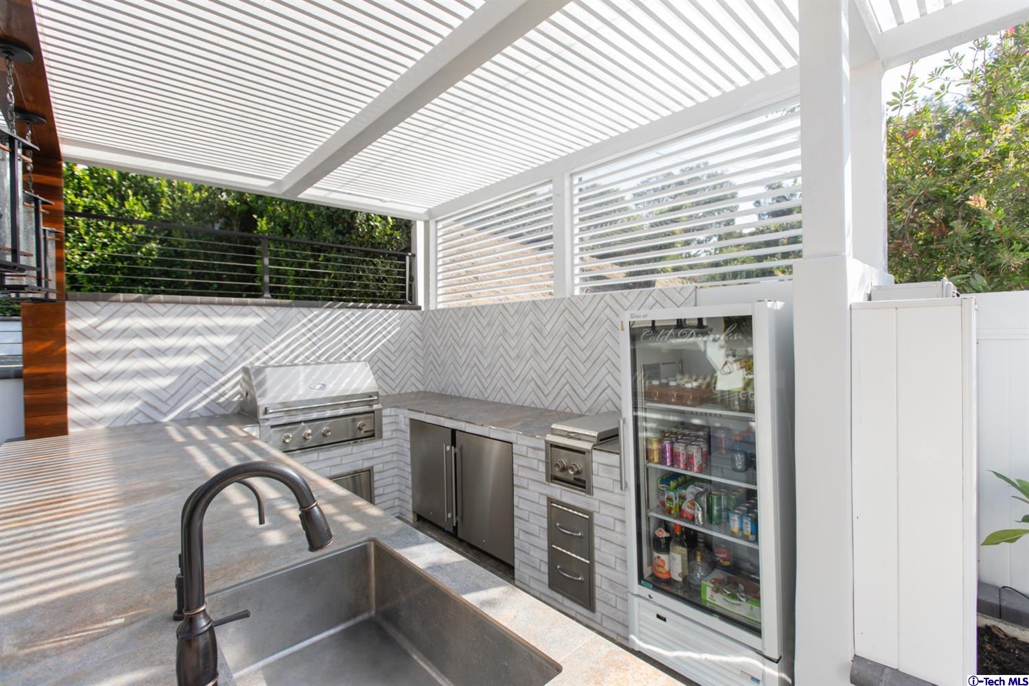 2718 North Kenneth Road Burbank, CA 91504 - Photo 43 of 63