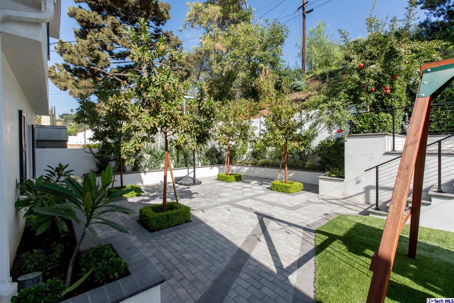 2718 North Kenneth Road Burbank, CA 91504 - Photo 50 of 63