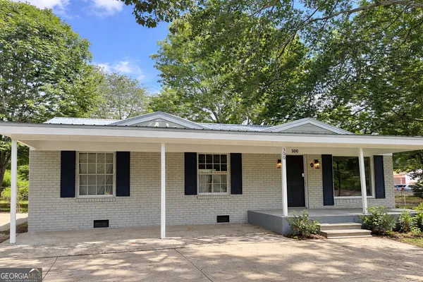 $2,000 | 300 Martin Circle, Athens, GA 30601