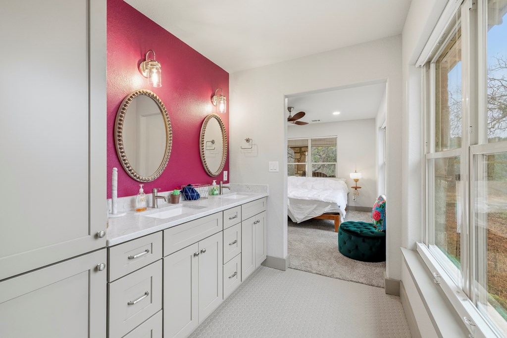 275 Creek Ridge Trail West Mountain Home, TX 78058 - Photo 14 of 26