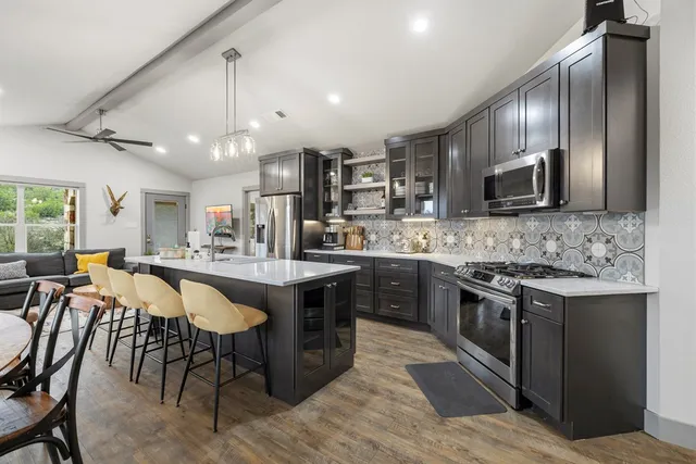 $3,200 | 275 Creek Ridge Trail West, Mountain Home, TX 78058