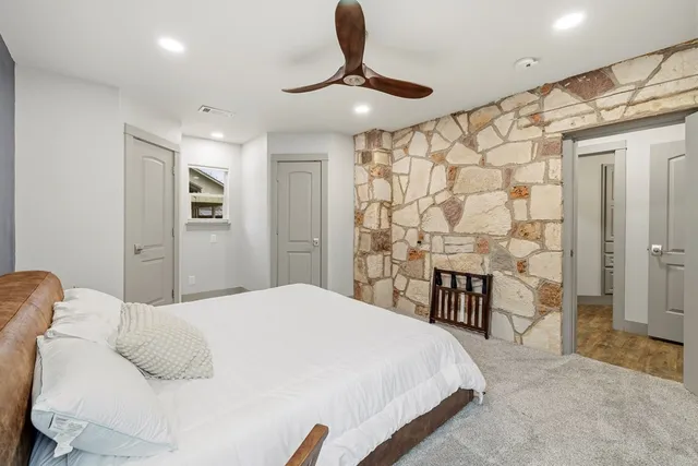 $3,200 | 275 Creek Ridge Trail West, Mountain Home, TX 78058