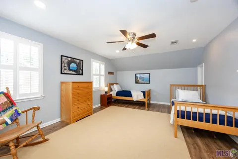 $599,900 | 317 West Woodstone Court, Baton Rouge, LA 70808