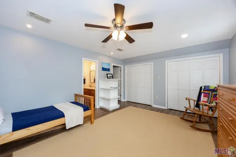 $599,900 | 317 West Woodstone Court, Baton Rouge, LA 70808