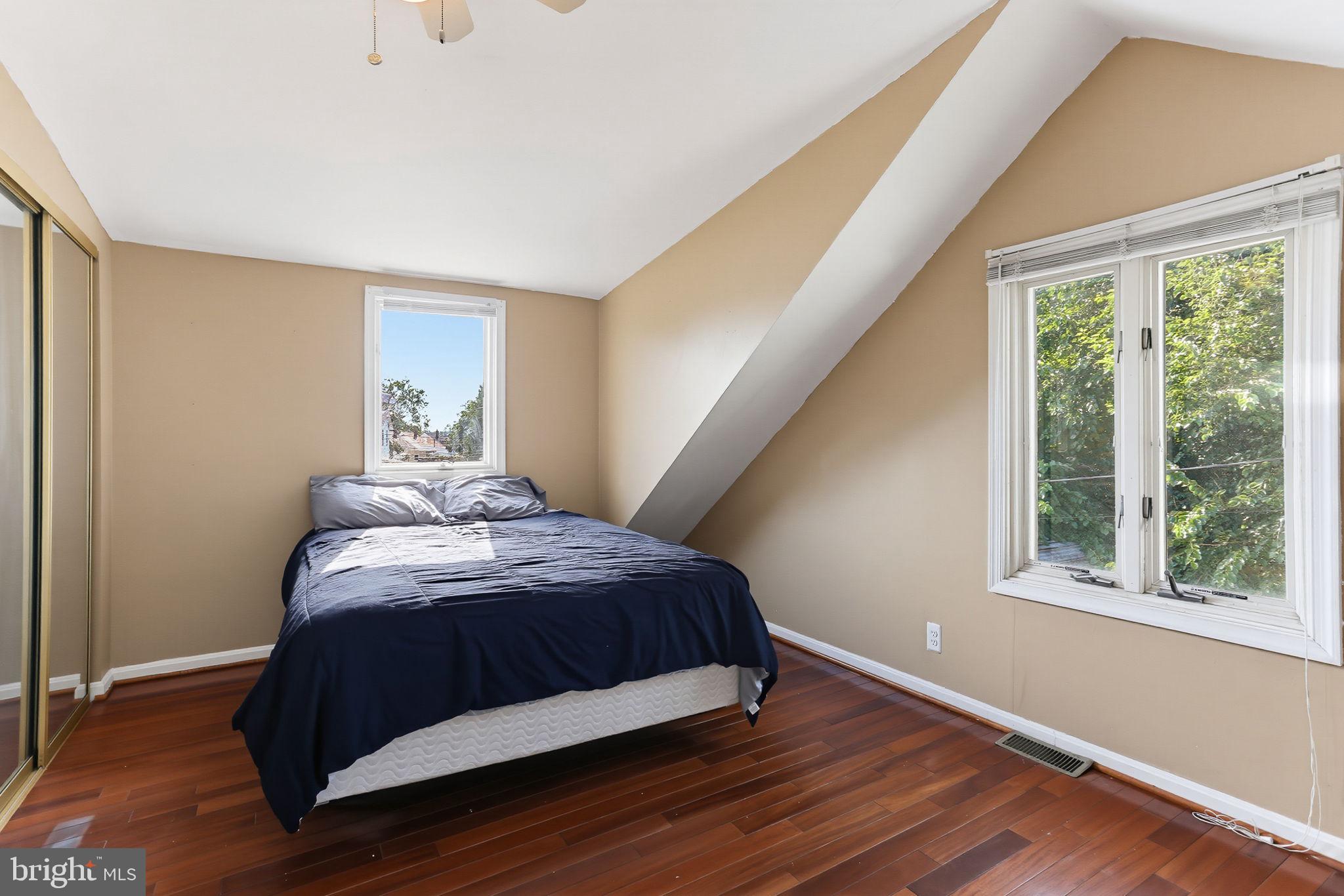 8211 Longpoint Road Dundalk, MD 21222 - Photo 23 of 34 Gallery Image 23