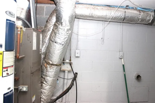 $1,800 | 6941 Vesta Brook Drive, Morrow, GA 30260