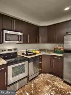 $10,789 | 135 South 18th Street, Unit 2BEDPREMIUM, Philadelphia, PA 19103