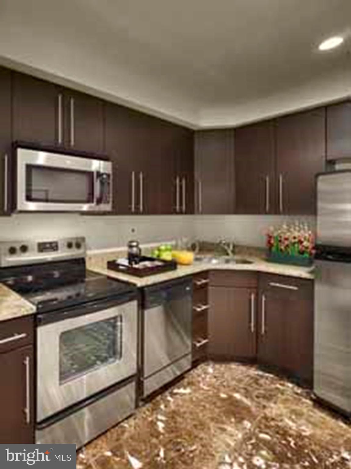 135 South 18th Street, Unit 2BEDPREMIUM Philadelphia, PA 19103 - Photo 2 of 14