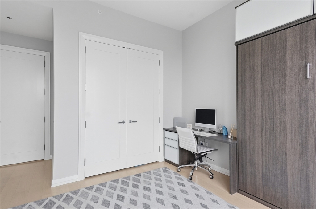 1 Franklin Street, Unit 3401 Boston, MA 02110 - Photo 14 of 32
