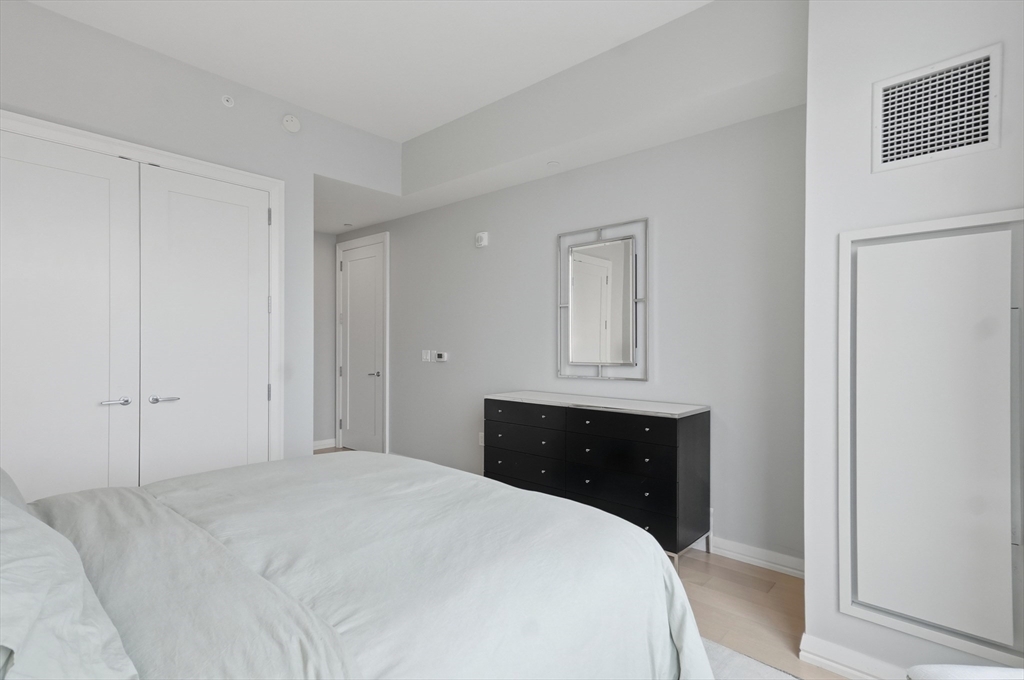 1 Franklin Street, Unit 3401 Boston, MA 02110 - Photo 21 of 32