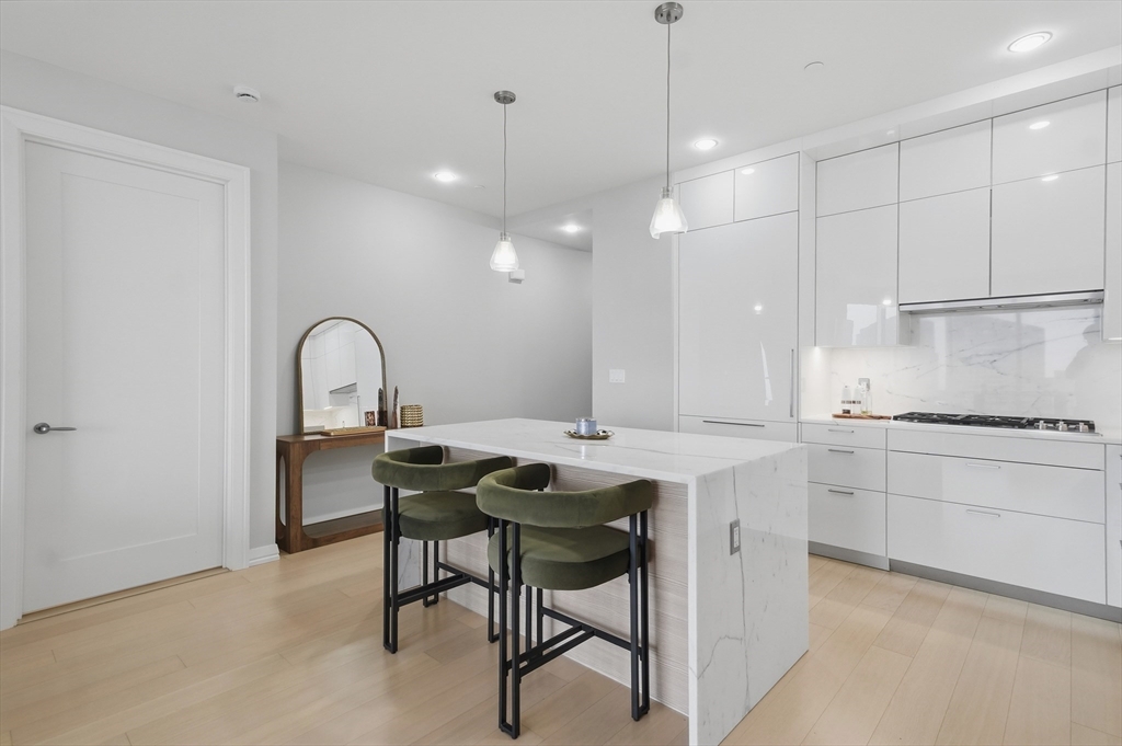 1 Franklin Street, Unit 3401 Boston, MA 02110 - Photo 10 of 32