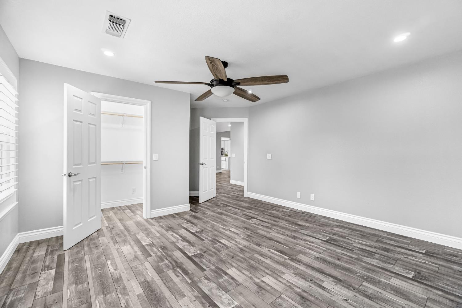 1885 North Frankwood Avenue Reedley, CA 93654 - Photo 20 of 45