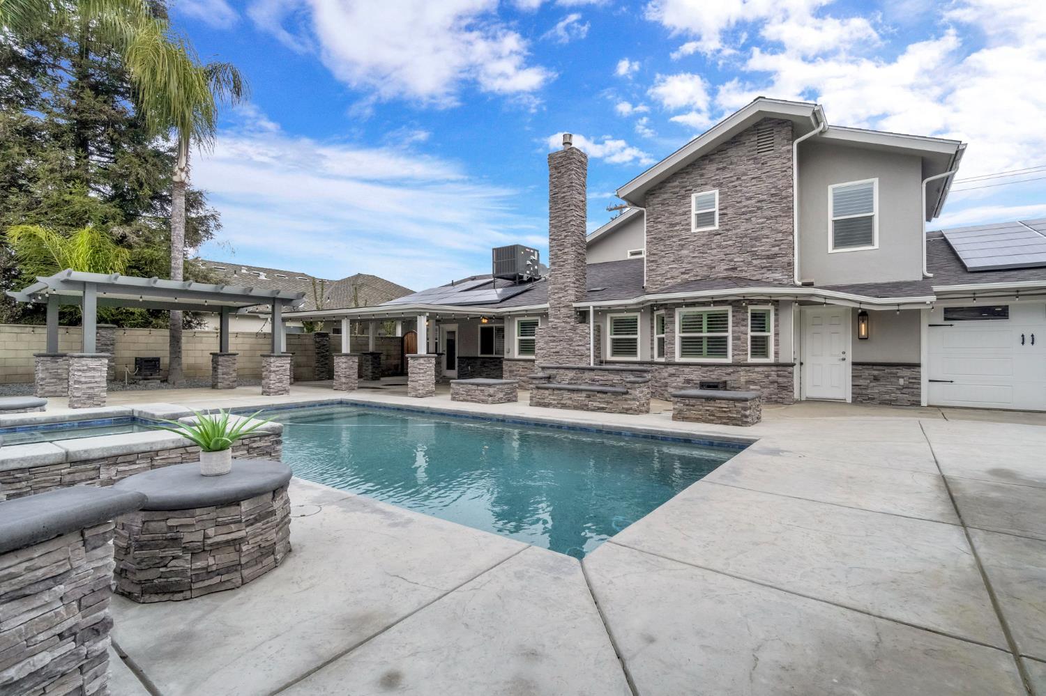 1885 North Frankwood Avenue Reedley, CA 93654 - Photo 42 of 45