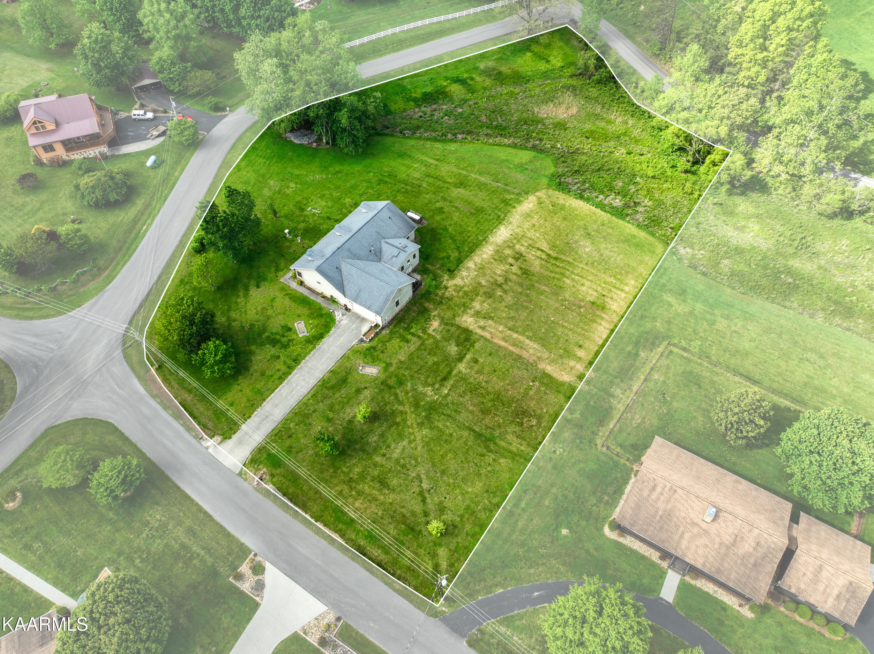 3720 Sugar Camp View Sevierville, TN 37862 - Photo 47 of 51 DJI_0599-Edit