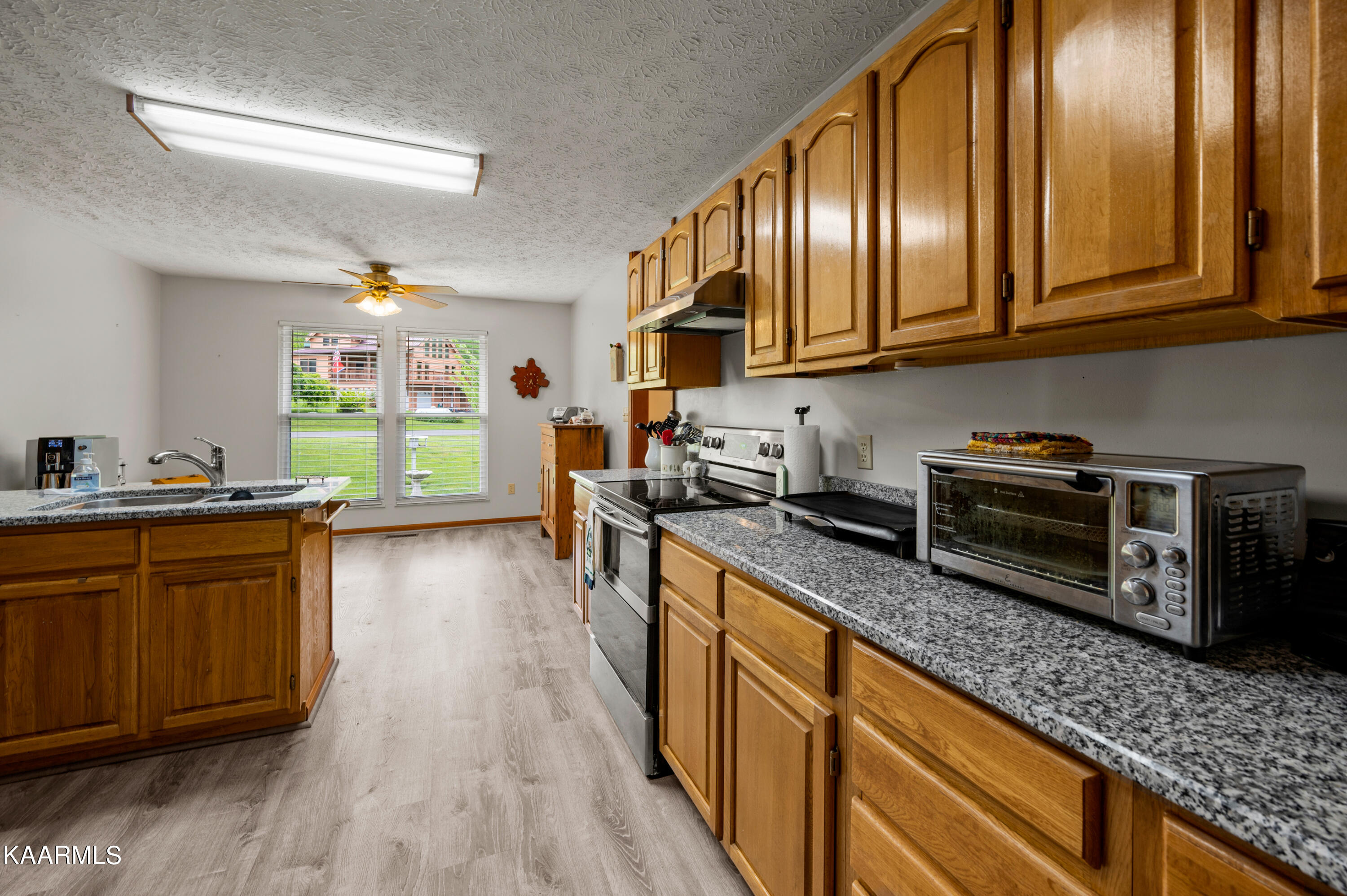 3720 Sugar Camp View Sevierville, TN 37862 - Photo 10 of 51 DSC_6666