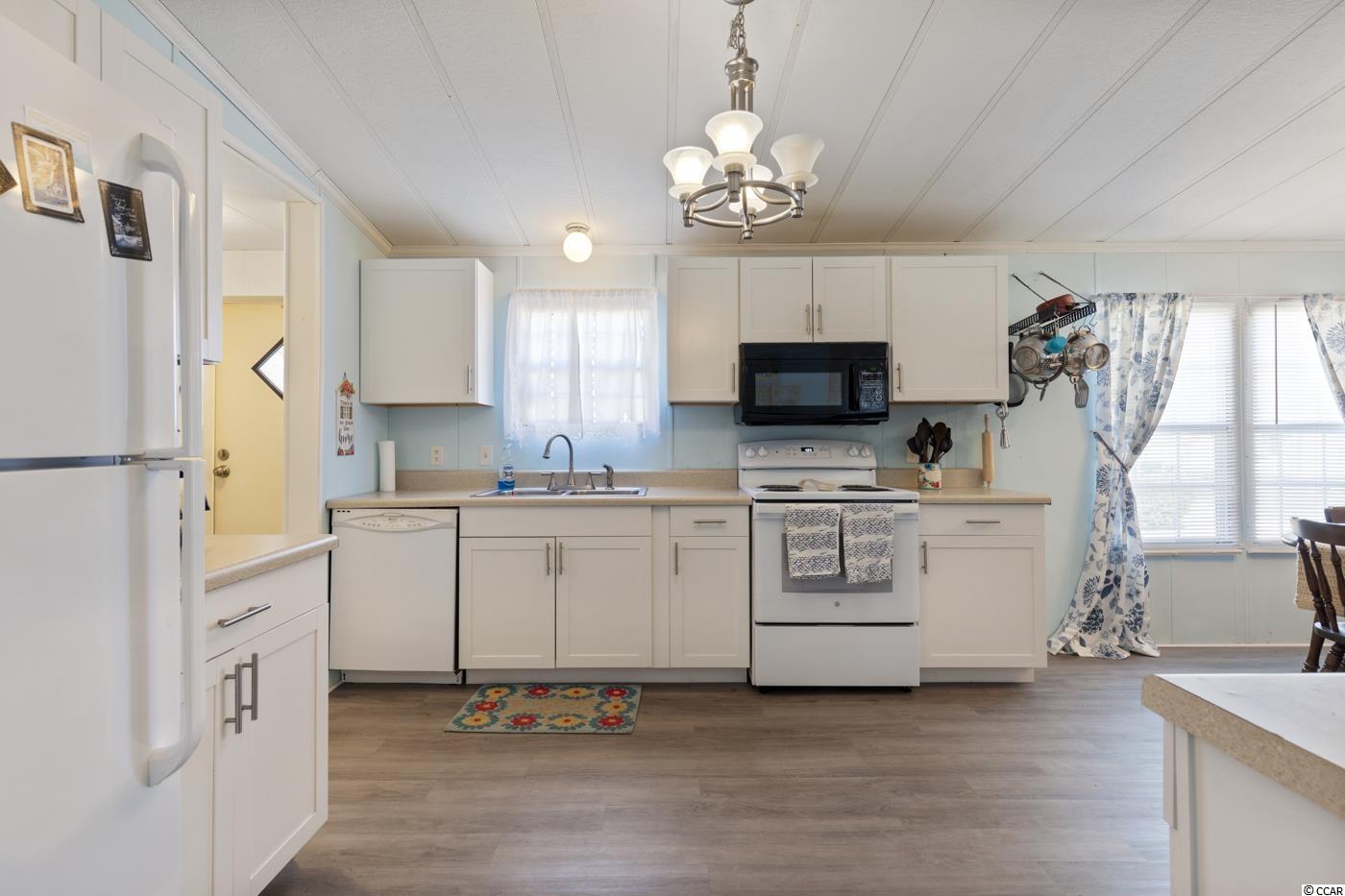 99 Burr Circle Murrells Inlet, SC 29576 - Photo 4 of 35