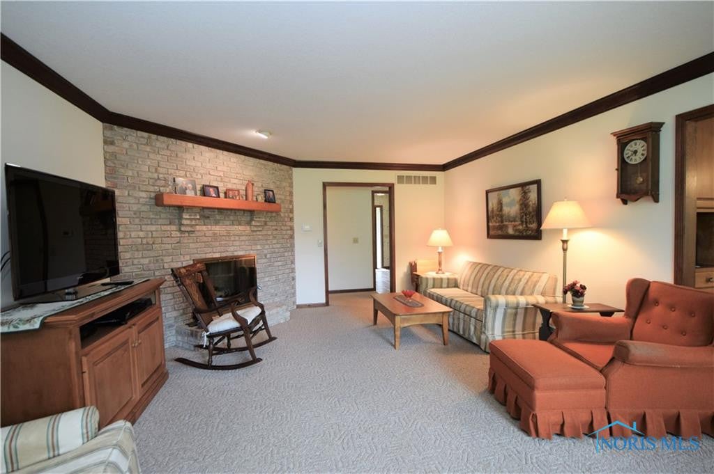 3047 Albon Road Maumee, OH 43537 - Photo 21 of 49 Gallery Image 21