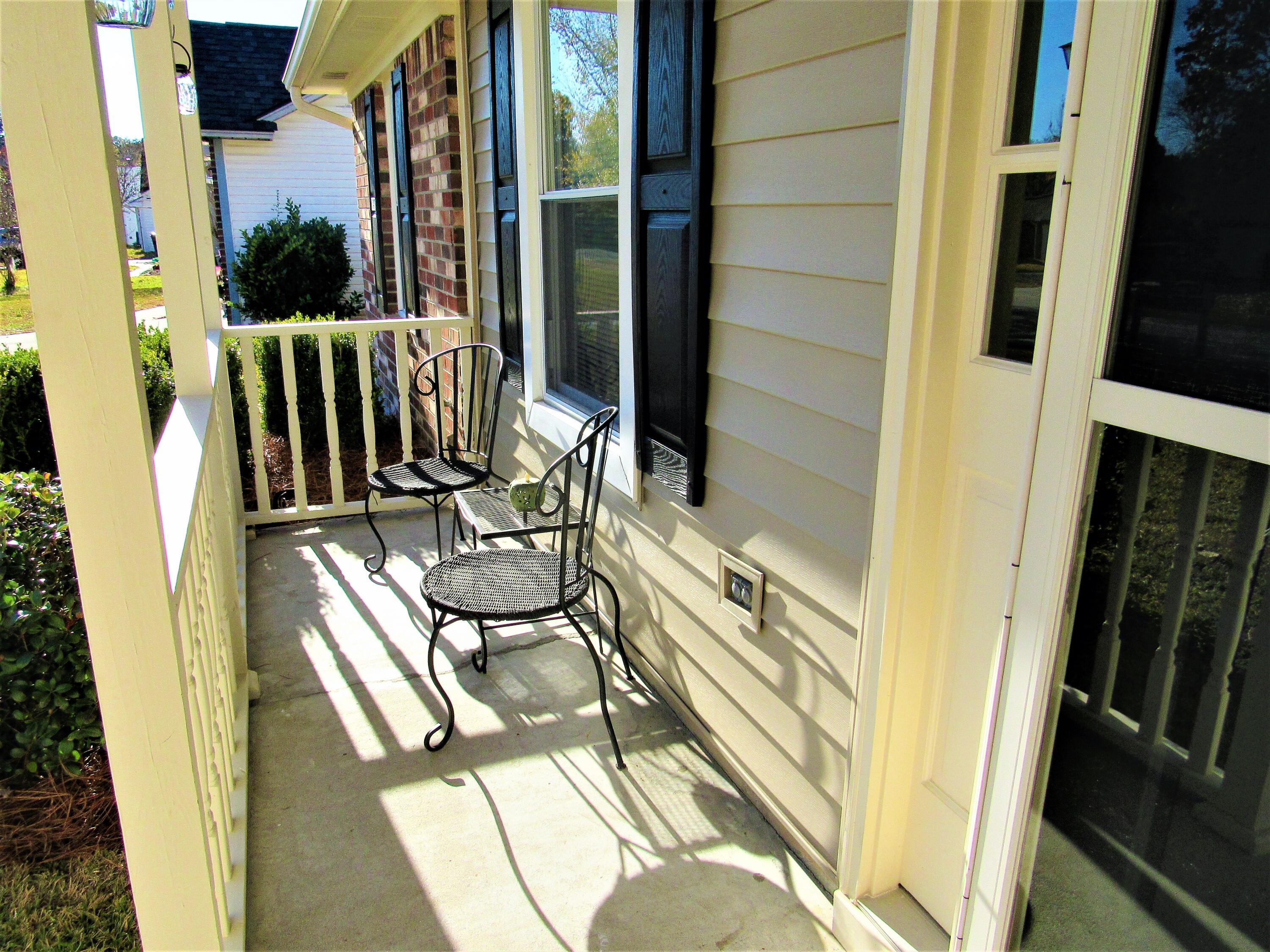 9514 One Notch Road Ladson, SC 29456 - Photo 3 of 29 9514 One Notch (120)