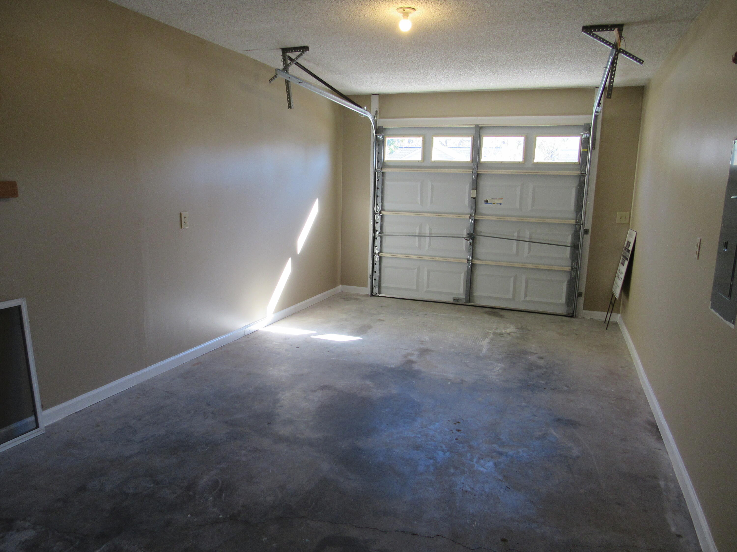 9514 One Notch Road Ladson, SC 29456 - Photo 23 of 29 9514 One Notch (101)