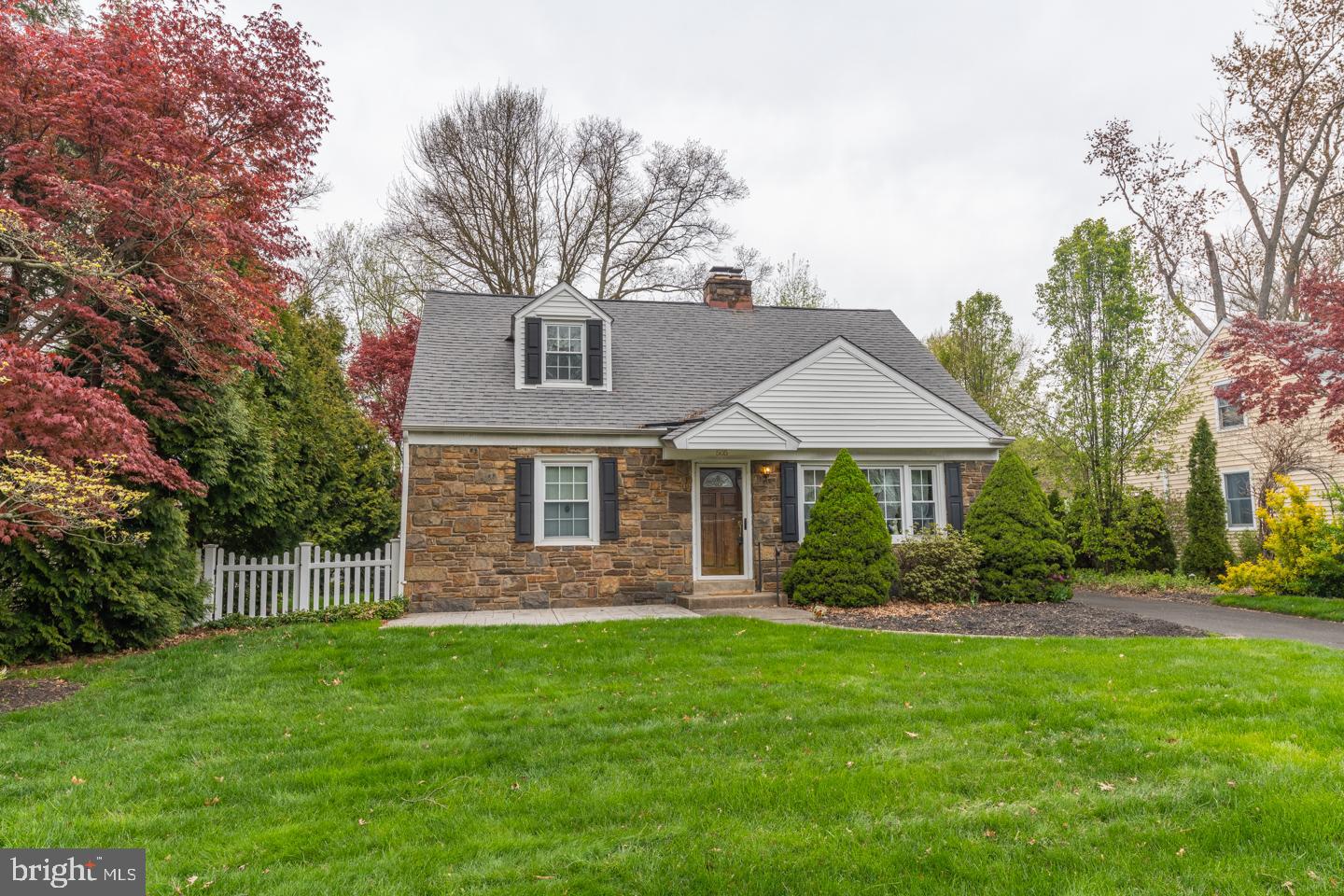 505 Burton Road Oreland, PA 19075 - Photo 1 of 36 Front Yard