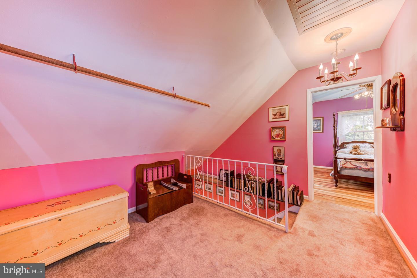 505 Burton Road Oreland, PA 19075 - Photo 26 of 36 2nd Floor Hallway