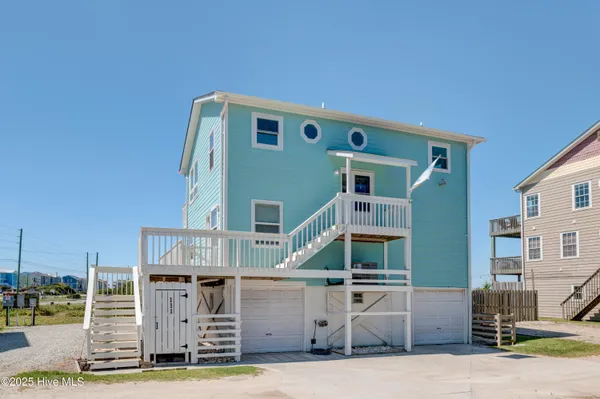 $720,000 | 111 Summer Pl Drive, North Topsail Beach, NC 28460