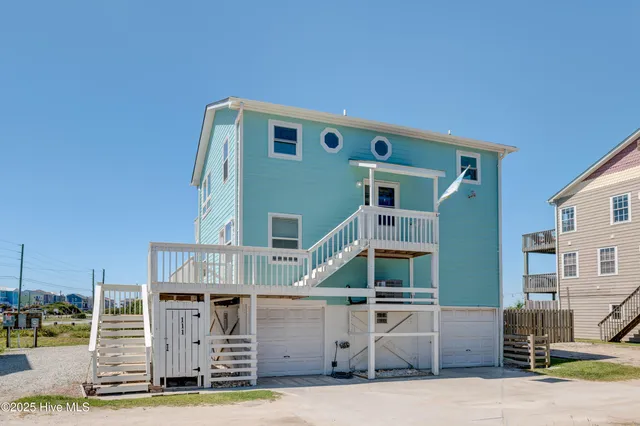 $720,000 | 111 Summer Pl Drive, North Topsail Beach, NC 28460