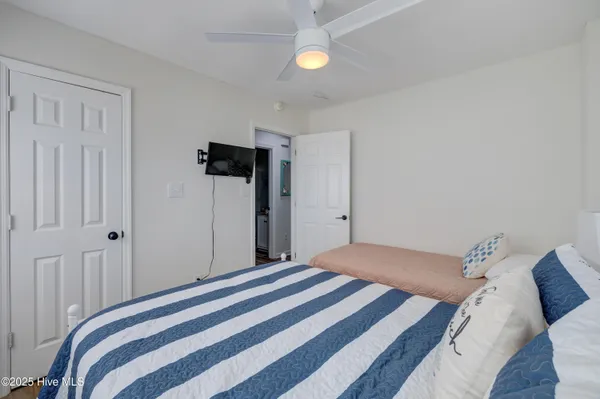 $720,000 | 111 Summer Pl Drive, North Topsail Beach, NC 28460