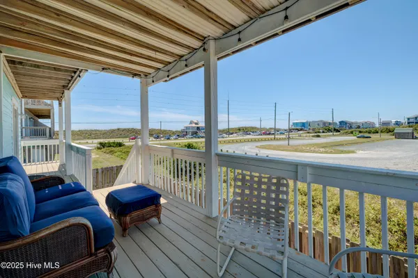 $720,000 | 111 Summer Pl Drive, North Topsail Beach, NC 28460