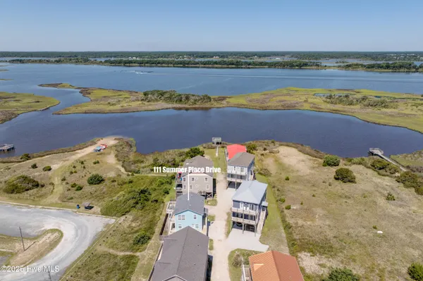 $720,000 | 111 Summer Pl Drive, North Topsail Beach, NC 28460