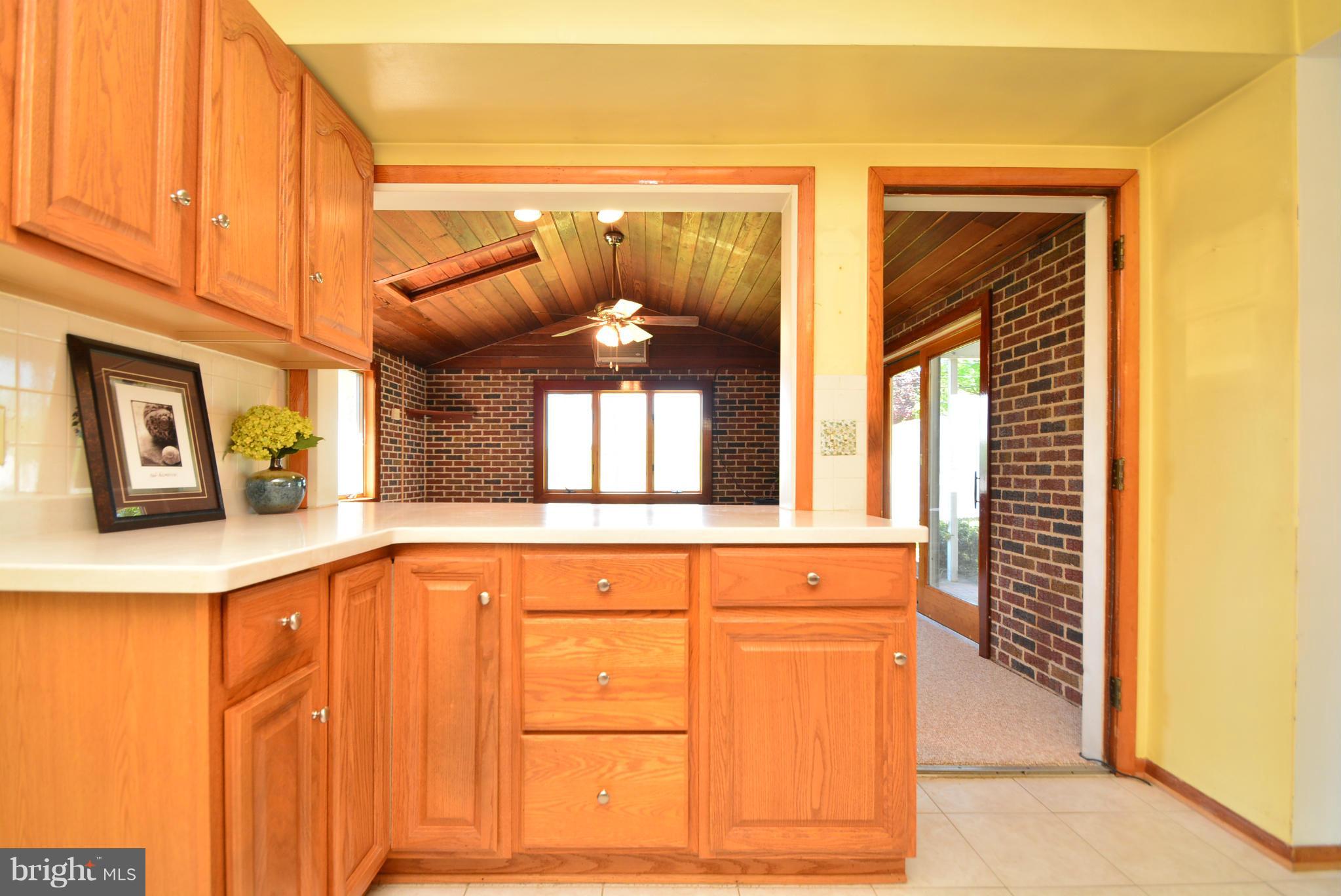4211 Mispillion Road Baltimore, MD 21236 - Photo 14 of 30 Kitchen