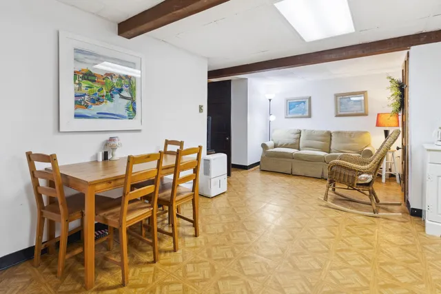 $1,695,000 | 13-15 Ocean Boulevard, Hampton, NH 03842