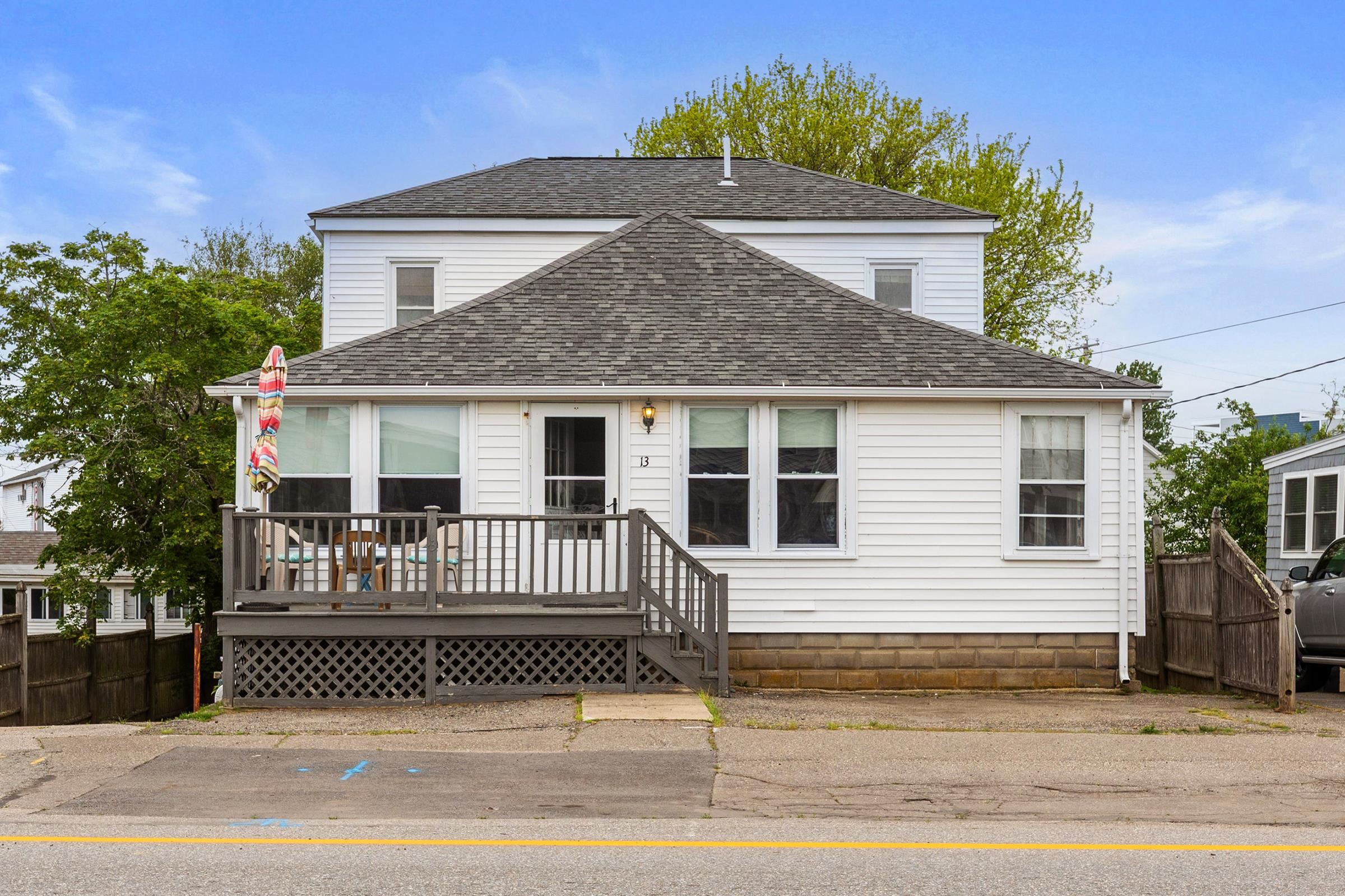 13-15 Ocean Boulevard Hampton, NH 03842 - Photo 2 of 47