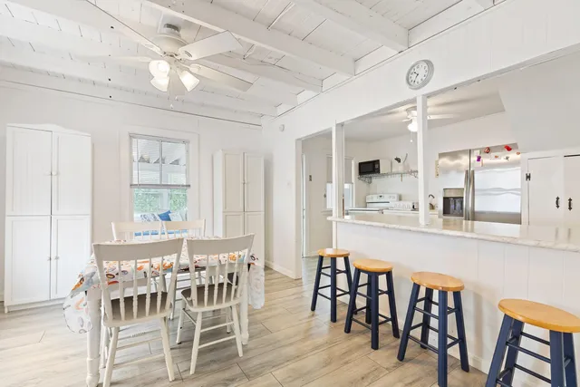 $1,695,000 | 13-15 Ocean Boulevard, Hampton, NH 03842