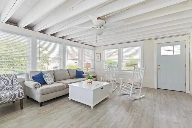 $1,695,000 | 13-15 Ocean Boulevard, Hampton, NH 03842