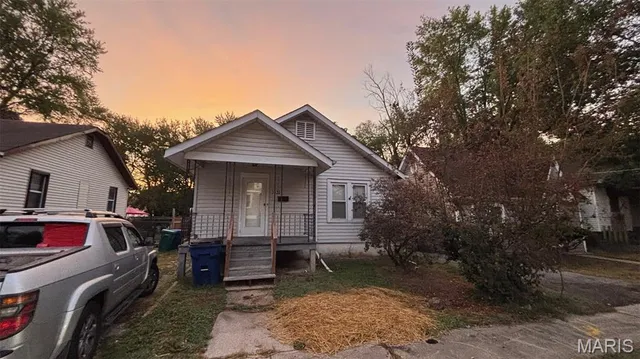 $1,100 | 3320 Dix Avenue, St. Louis, MO 63114
