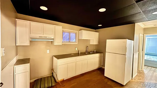 $1,100 | 3320 Dix Avenue, St. Louis, MO 63114