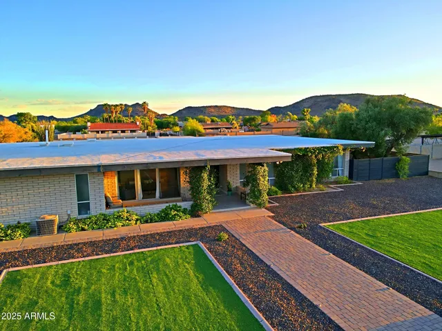 $1,165,000 | 4901 West Soft Wind Drive, Glendale, AZ 85310