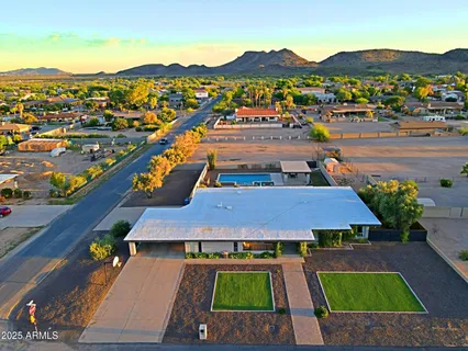 $1,165,000 | 4901 West Soft Wind Drive, Glendale, AZ 85310
