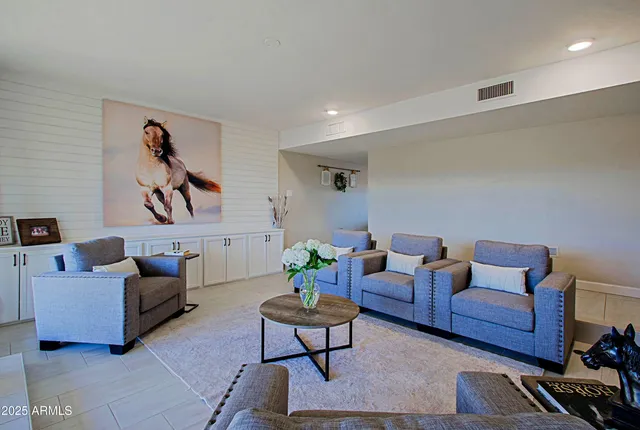 $1,165,000 | 4901 West Soft Wind Drive, Glendale, AZ 85310