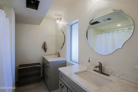 $1,165,000 | 4901 West Soft Wind Drive, Glendale, AZ 85310