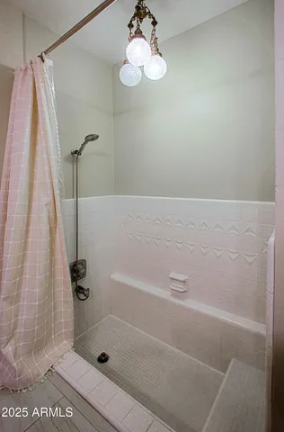 $1,165,000 | 4901 West Soft Wind Drive, Glendale, AZ 85310