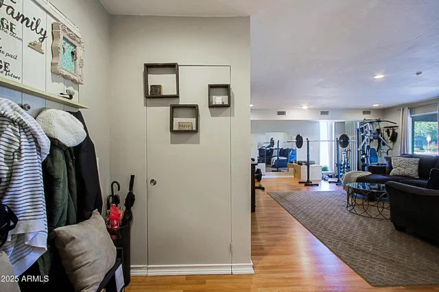 $1,165,000 | 4901 West Soft Wind Drive, Glendale, AZ 85310