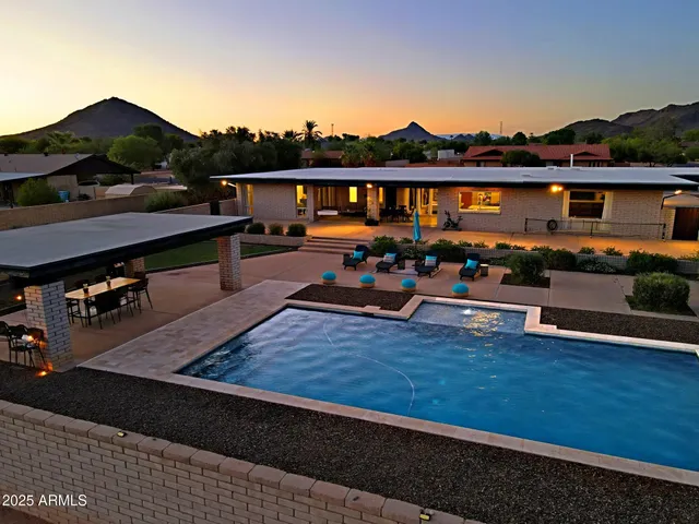 $1,165,000 | 4901 West Soft Wind Drive, Glendale, AZ 85310