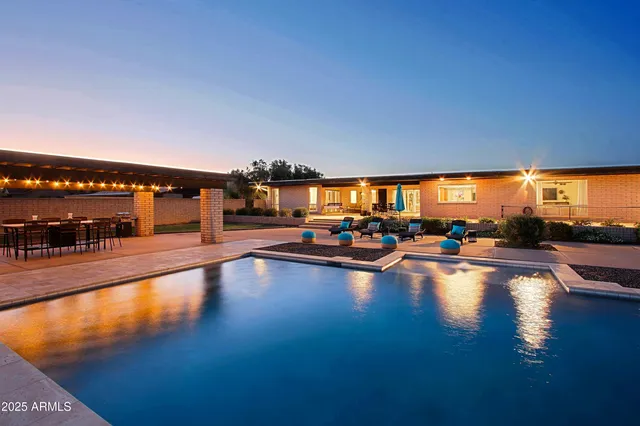 $1,165,000 | 4901 West Soft Wind Drive, Glendale, AZ 85310