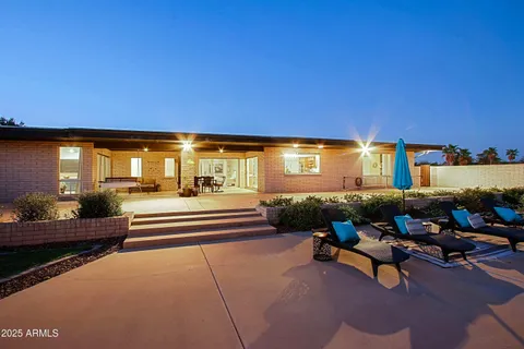 $1,165,000 | 4901 West Soft Wind Drive, Glendale, AZ 85310