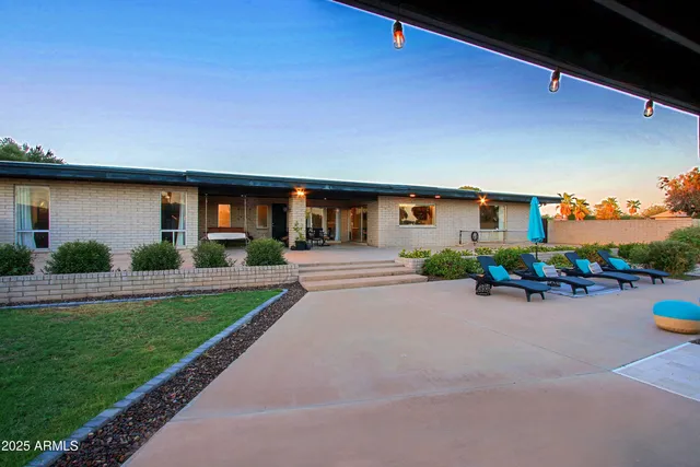 $1,165,000 | 4901 West Soft Wind Drive, Glendale, AZ 85310