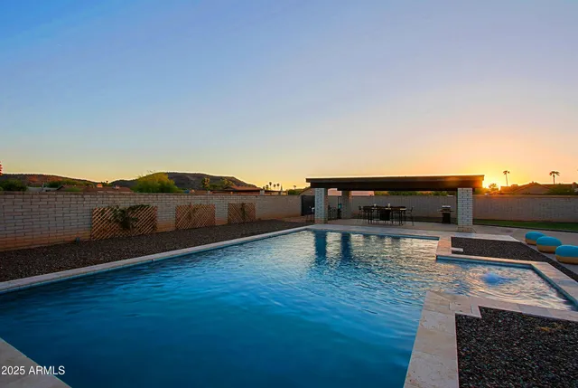 $1,165,000 | 4901 West Soft Wind Drive, Glendale, AZ 85310