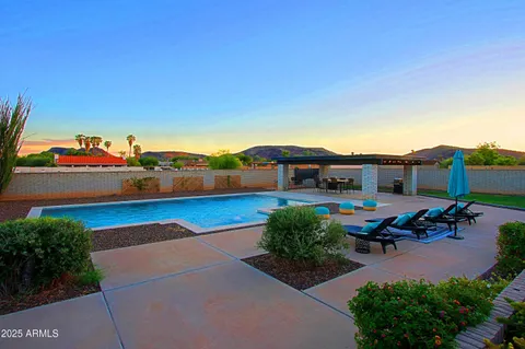 $1,165,000 | 4901 West Soft Wind Drive, Glendale, AZ 85310